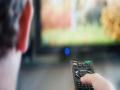 पाकिस्तानमध्ये भारतीय टीव्ही आणि रेडिओ चॅनेल्सवर बंदी - Marathi News | Ban on Indian TV and Radio Channels in Pakistan | Latest international News at Lokmat.com