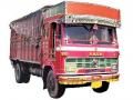 वणीजवळ ट्रक अडवून २७ लाखांची लूट - Marathi News | 27 lakh looted by truck by truck | Latest nashik News at Lokmat.com