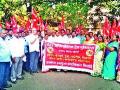 सिटू युनियनच्या नेतृत्वाखाली निदर्शने - Marathi News | Demonstrations led by the Citu Union | Latest nashik News at Lokmat.com