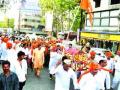 धन्वंतरी जयंतीनिमित्त ग्रंथदिंडी - Marathi News | Glandstream on the occasion of Dhanvantari Jayanti | Latest nashik News at Lokmat.com