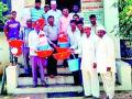 नांदूरवैद्य येथे साहित्य वाटप - Marathi News | Distribution of materials at Nandurwadi | Latest nashik News at Lokmat.com