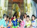 अंधकारमय जीवनात आशेचा किरण - Marathi News | A ray of hope in dark life | Latest thane News at Lokmat.com