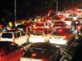वर्धा मार्गावर मेट्रोमुळे वाहतुकीची कोंडी - Marathi News | Road closure due to Metro on Wardha road | Latest nagpur News at Lokmat.com