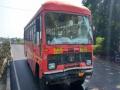 एसटीची ट्रकला धडक; १९ प्रवासी जखमी - Marathi News | ST hits the truck; 19 passengers injured | Latest maharashtra News at Lokmat.com