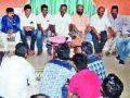नाराज शहरप्रमुखासह सेनेच्या १६ पदाधिकाऱ्यांचे राजीनामे - Marathi News | Resignation of 16 army officers including angry city chief | Latest national News at Lokmat.com