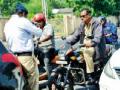 अहो...मी पण पोलीस आहे : - Marathi News | Hey ... I'm also a policeman: | Latest nagpur News at Lokmat.com