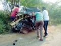 ट्रकच्या धडकेत आॅटोचालक ठार - Marathi News | Autor kills truck driver | Latest chandrapur News at Lokmat.com
