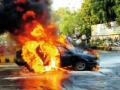 सदरमध्ये ‘द बर्निंग कार' - Marathi News | In the 'The Burning Car' | Latest nagpur News at Lokmat.com