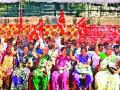 सीटू संघटनेचे धरणे आंदोलन - Marathi News | Citroenage movement | Latest nashik News at Lokmat.com