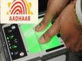 अंगठा लावा आणि पेमेंट करा, डिजिटल पेमेंटला नवा 'आधार' - Marathi News | Make a thumb and pay, a new 'base' for digital payments | Latest business News at Lokmat.com