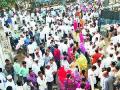 ग्रामीण भागात नोटाबंदीमुळे नागरिक त्रस्त - Marathi News | Citizen stricken by brotheling in rural areas | Latest nashik News at Lokmat.com