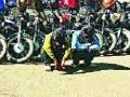 दुचाकी चोरटे चतुर्भुज - Marathi News | Two-wheeled thieves quadrangle | Latest nashik News at Lokmat.com