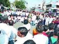 नोटबंदीच्या निषेधार्थ राष्ट्रवादी कॉँग्रेसचा सटाण्यात चक्का जाम - Marathi News | A road blockade of NCP Congress in protest against the ban on black money | Latest nashik News at Lokmat.com