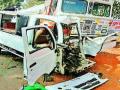 अपघातात ११ प्रवासी जखमी - Marathi News | 11 passengers were injured in the accident | Latest pune News at Lokmat.com