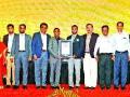 रस्ता सुरक्षितता कार्यशाळेत उपस्थितीचा विश्वविक्रम - Marathi News | World Record of Attendance in Road Safety Workshop | Latest nashik News at Lokmat.com