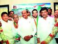 पक्ष गळतीत मनसे राज्यात आघाडीवर? - Marathi News | Party downgrade MNS dominates? | Latest nashik News at Lokmat.com
