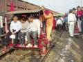 महाव्यवस्थापकांची रेल्वे स्थानकाला भेट - Marathi News | Visit to the General Manager's Railway Station | Latest chandrapur News at Lokmat.com