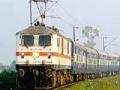 सुपरफास्ट रेल्वे गाड्यांच्या थांब्यासाठी साकडे - Marathi News | Stops for superfast trains | Latest chandrapur News at Lokmat.com