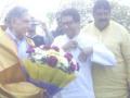 VIDEO : राज ठाकरेंच्या प्रकल्पाची रतन टाटांनी केली पाहणी - Marathi News | VIDEO: The Rat Thana's proposal for Raj Thackeray's project-1 | Latest maharashtra Videos at Lokmat.com