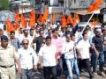 कणकवलीत मराठा समाजाच्या आंदोलनाला हिंसक वळण - Marathi News | Violent turn of the movement of Maratha community in Kankavali | Latest maharashtra News at Lokmat.com