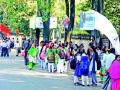 वाहतूकदारांच्या बंदने नागरिकांचे हाल - Marathi News | Citizens' closure with traffic jam | Latest nashik News at Lokmat.com
