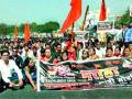 नाशिक जिल्ह्यातील महामार्ग ठप्प - Marathi News | Highway jam in Nashik district | Latest nashik News at Lokmat.com