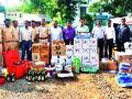 ६.५० लाखांचा अवैध मद्यसाठा जप्त - Marathi News | Illegal liquor worth 6.50 lakh seized | Latest nashik News at Lokmat.com