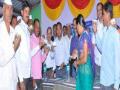 चापडगाव नाशिकमधील पहिले कॅशलेस गाव - Marathi News | The first cashless village in Chapadgaon Nashik | Latest maharashtra News at Lokmat.com