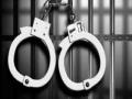 लिफ्टच्या बहाण्याने लुटणाऱ्या तिघांना अटक - Marathi News | Three of the robbers robbed of lift arrested | Latest maharashtra News at Lokmat.com