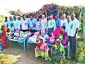 आपद्ग्रस्त कुटुंबीयांना मालेगाव जैन संघटनेची मदत - Marathi News | Malegaon Jain Association helps the affected families | Latest nashik News at Lokmat.com