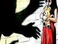 श्रीगोंदामध्ये अल्पवयीन मुलीवर अत्याचार, परिसरात तणाव - Marathi News | Minor girl tortured in Shrigonda, tension in the area | Latest maharashtra News at Lokmat.com