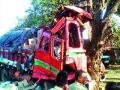 ट्रक झाडावर आदळून दोन जखमी - Marathi News | Two people were injured when the truck collapsed | Latest nashik News at Lokmat.com