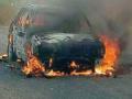द बर्निंग कार : - Marathi News | The Burning Car: | Latest yavatmal News at Lokmat.com