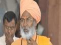 देशात कब्रस्तान नको मुस्लिमांचंही दहन करा- साक्षी महाराज - Marathi News | Muslims do not have a graveyard in the country - Sakshi Maharaj | Latest national News at Lokmat.com