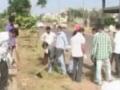 सोलापूरात हजारो हात गुंतले स्वच्छतेच्या कामात - Marathi News | Thousands of people engage in cleanliness in Solapur | Latest maharashtra News at Lokmat.com