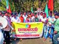 ‘अभाविप’वर बंदी घालण्यासाठंी छात्रभारतीचा मोर्चा - Marathi News | Student Front's Front to ban 'ABVIP' | Latest nashik News at Lokmat.com