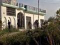 लखनऊमध्ये संशयित दहशतवादी व पोलिसांमध्ये चकमक - Marathi News | In Lucknow, suspected terrorists and police flick | Latest national News at Lokmat.com