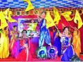 महिलांच्या नृत्याबरोबरच ‘बेटी बचाओ’चा संदेश - Marathi News | Messages of 'Beti Bachao' with women's dancing | Latest sindhudurga News at Lokmat.com