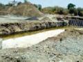 बंधारा बांधकामाची चौकशी करा - Marathi News | Investigate the construction of the building | Latest vardha News at Lokmat.com