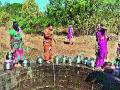धरणांच्या तालुक्याला पिण्याच्या पाण्याची वानवा - Marathi News | Drinking water to the dam's taluka | Latest nashik News at Lokmat.com