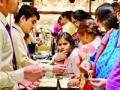 अक्षय तृतीयेच्या मुहूर्तावर सोने चमकले - Marathi News | Gold shines on the auspicious day of Akshaya Trutiya | Latest maharashtra News at Lokmat.com