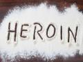 शाळेसमोरून लाखोंचे ‘हेरॉईन’ हस्तगत ! - Marathi News | Millions of 'heroin' in front of school! | Latest maharashtra News at Lokmat.com