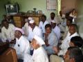 नीरा-देवघरच्या पाण्यासाठी वाघोशी ग्रामस्थांचे श्रमदान - Marathi News | Shramdaan of village residents of Wagoshi for water of Neera-Devghar | Latest satara News at Lokmat.com