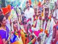 दृष्टिहीनांचा अनोखा विवाह सोहळा - Marathi News | Unique wedding ceremony for visually impaired | Latest pune News at Lokmat.com