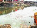 द.मध्य मुंबईत नालेसफाई ठप्प - Marathi News | Nalasefai jam in Mumbai | Latest maharashtra News at Lokmat.com