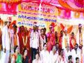 सामूहिक विवाह सोहळय़ात १२ जोडपी विवाहबद्ध - Marathi News | In the group marriage, 12 couples married | Latest buldhana News at Lokmat.com