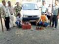 वाहनासह तीन लाखांचा दारूसाठा जप्त - Marathi News | Three lakhs of liquor was seized with the vehicle | Latest gadchiroli News at Lokmat.com