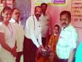 अंधश्रद्धा दूर करण्यासाठी आरोग्यसेविकेची पायपीट! - Marathi News | Health care worker to remove superstition! | Latest maharashtra News at Lokmat.com