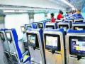 तेजस एक्स्प्रेस : हेडफोन चोरीवर ‘लोकल’ उपाय - Marathi News | Tejas Express: 'Local' solution for headphone theft | Latest maharashtra News at Lokmat.com