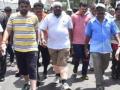 आत्मक्लेश यात्रेदरम्यान राजू शेट्टींच्या मुलाला भोवळ - Marathi News | During the self-pilgrimage yatra, the son of Raju Shetty | Latest maharashtra News at Lokmat.com